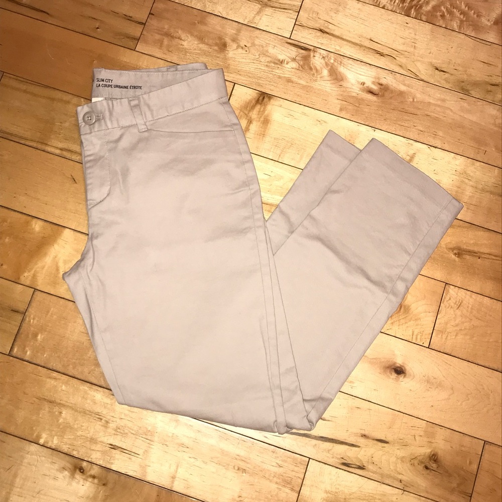 Gap Khakis
